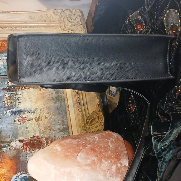 DKNY Black Crossbody Bag with Gold Hardware - Picture 16 of 17